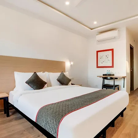 Townhouse Ss Aero Prime Hotel Shamshabad Exterior photo