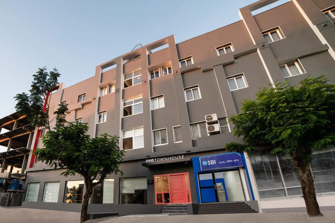 Townhouse Ss Aero Prime Hotel 4*