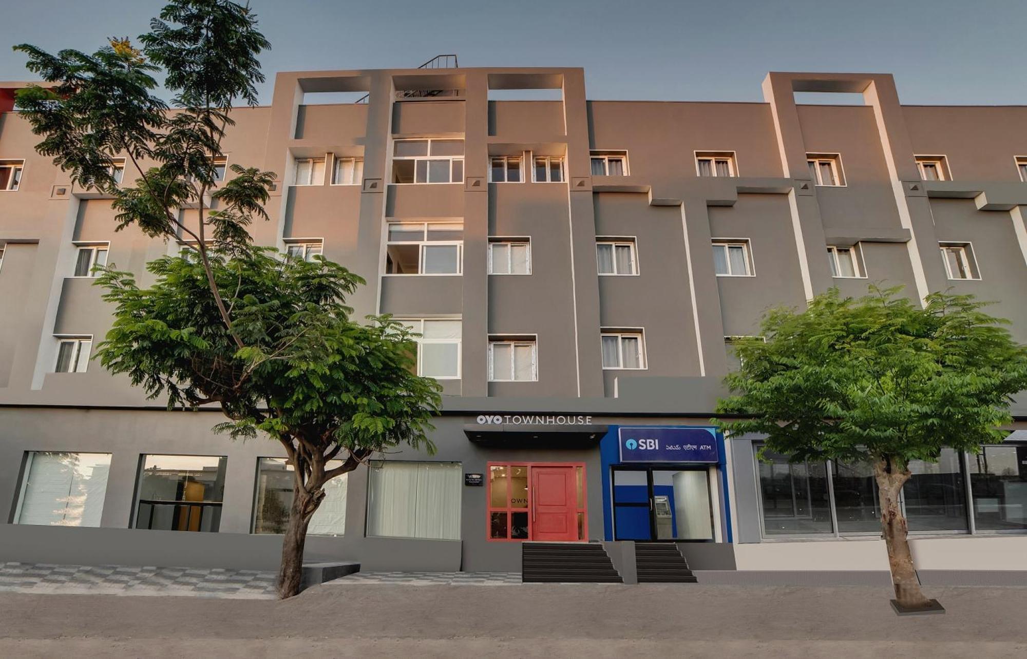Hotel Townhouse Ss Aero Prime 4*