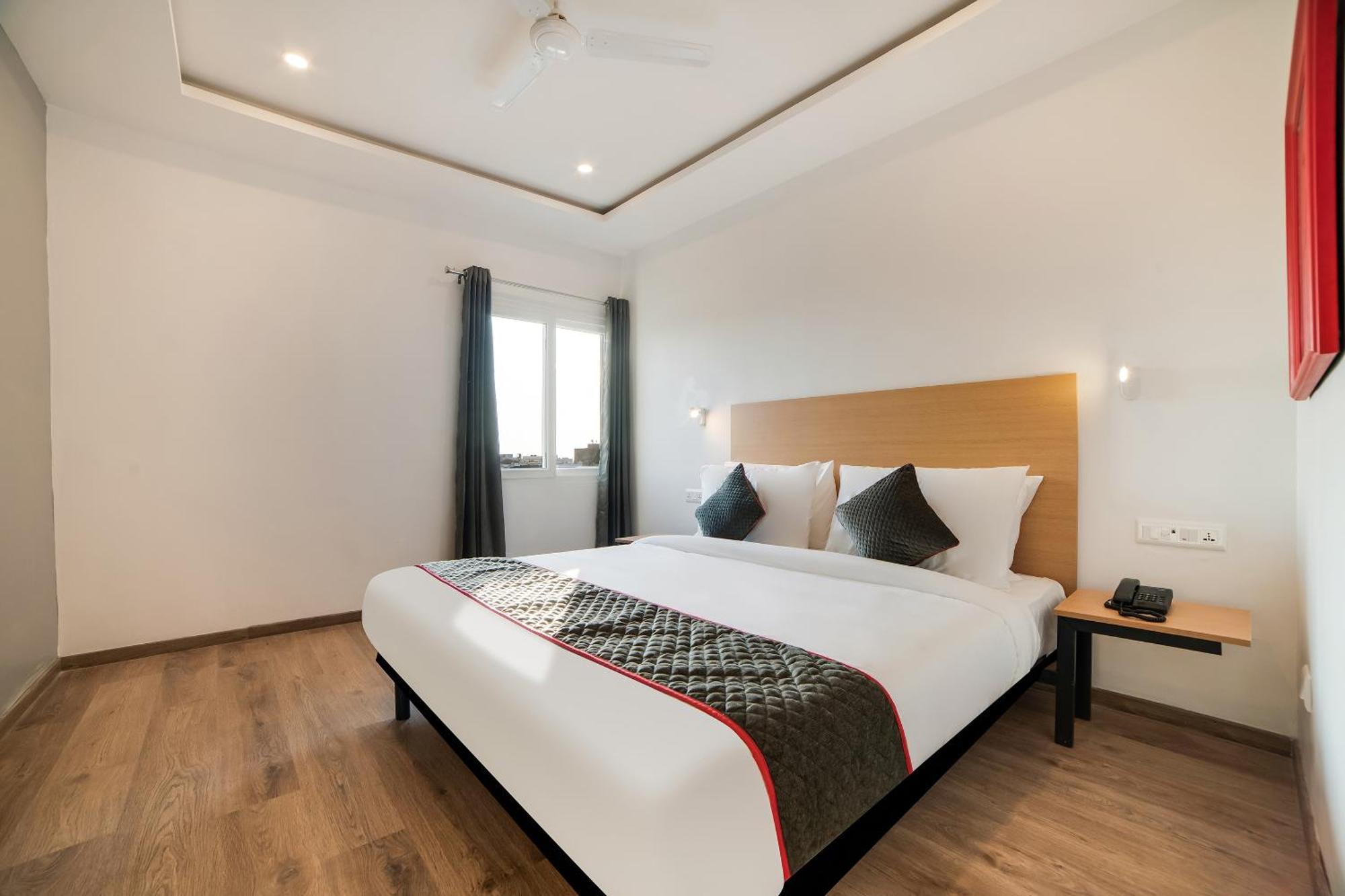 Hotel Townhouse Ss Aero Prime 4*