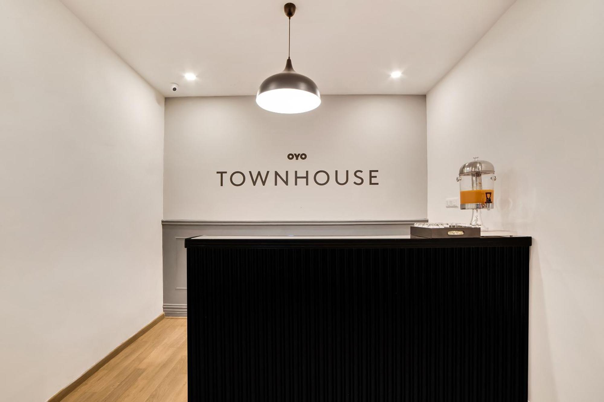 Hotel Townhouse Ss Aero Prime 4*