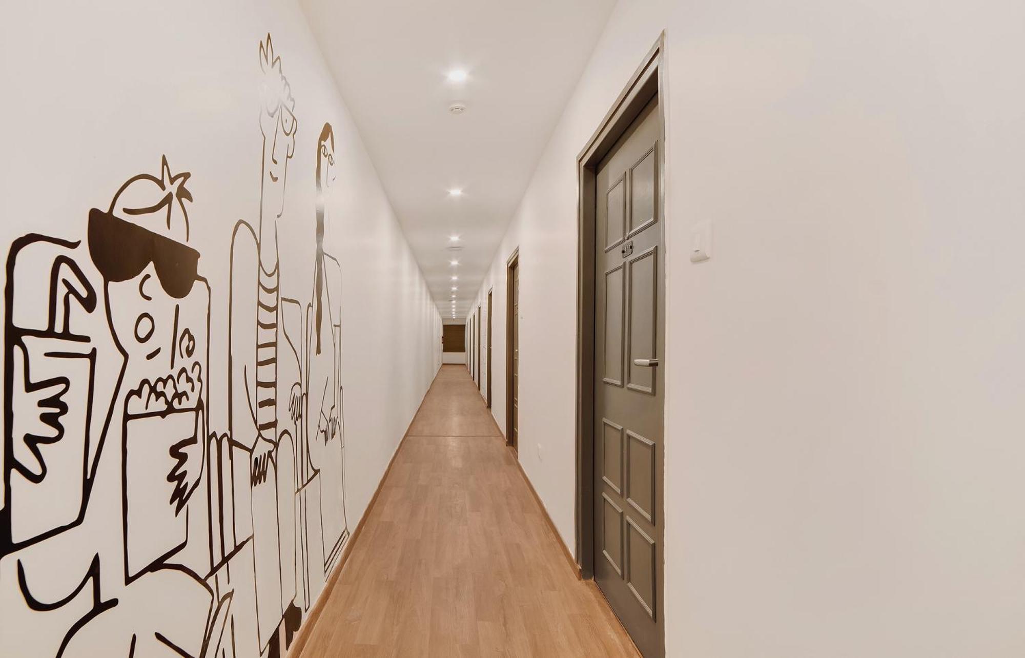 Townhouse Ss Aero Prime Hotel